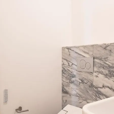 דירה Bairro Alto Bright 2 Bdr With Ac ליסבון