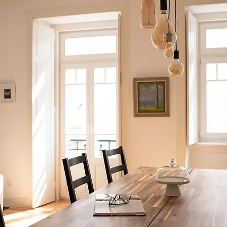 Bairro Alto Bright 2 Bdr With Ac * Lissabon